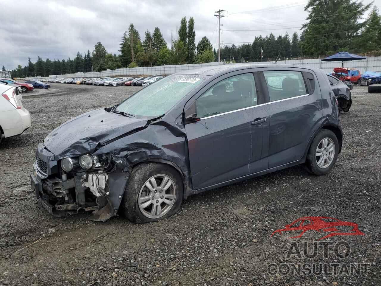 CHEVROLET SONIC 2013 - 1G1JC6SG0D4219833