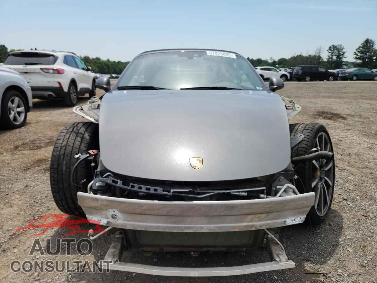 PORSCHE 911 2017 - WP0CB2A99HS154223
