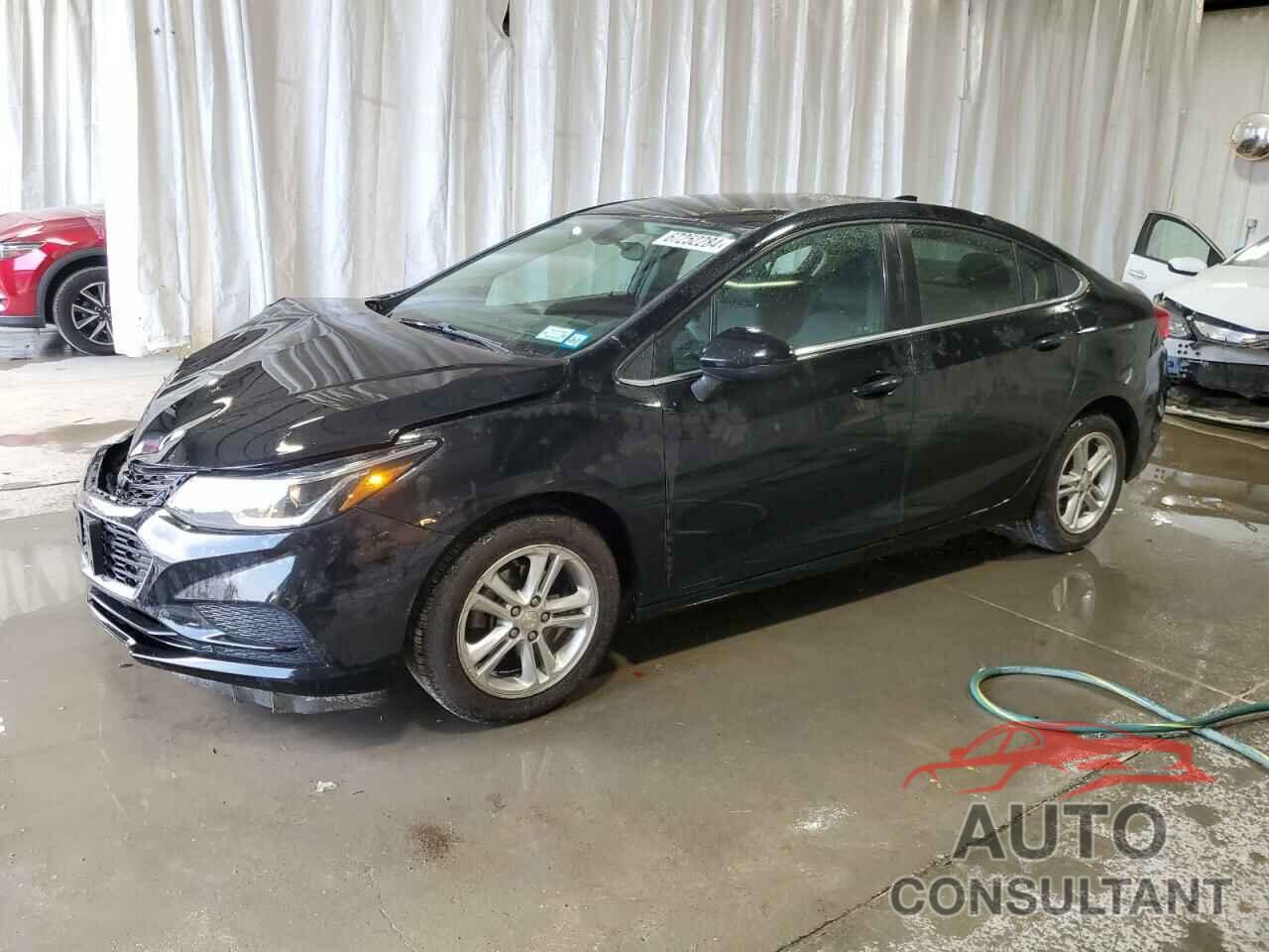 CHEVROLET CRUZE 2018 - 1G1BE5SM2J7224962