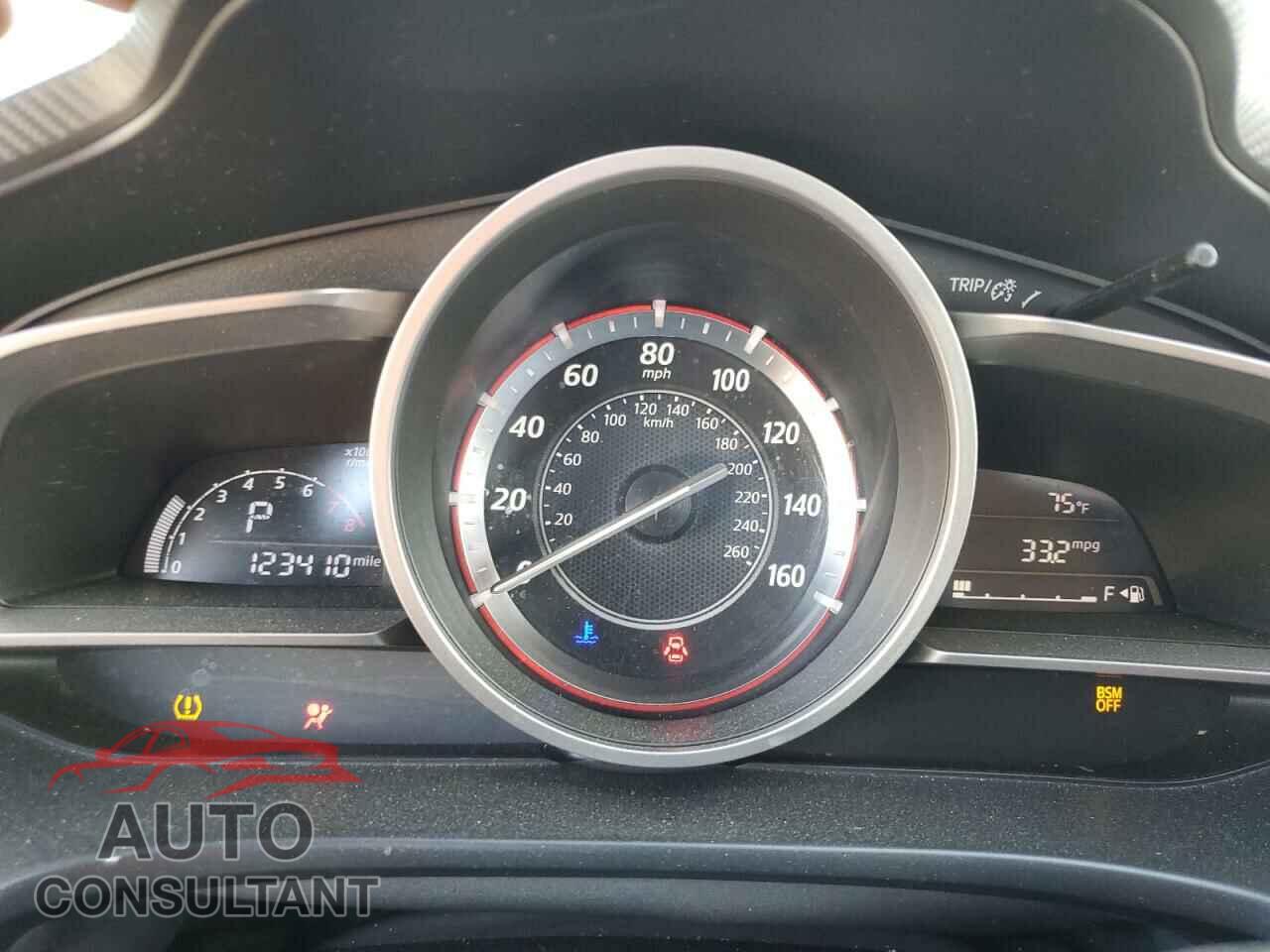 MAZDA 3 2015 - 3MZBM1L77FM214319