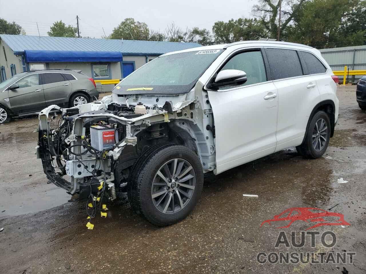 TOYOTA HIGHLANDER 2017 - 5TDJZRFH8HS414258