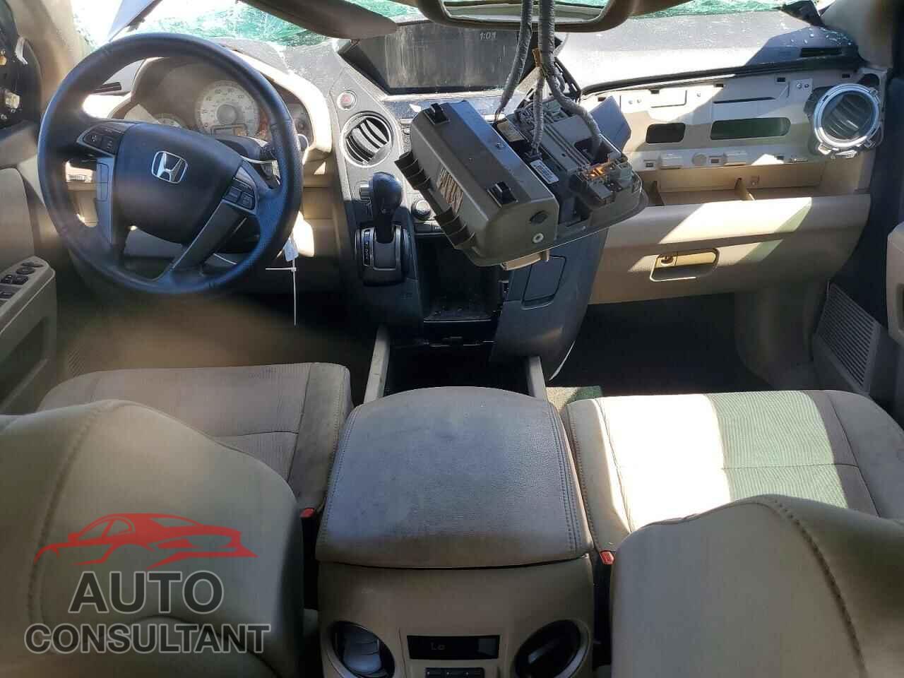 HONDA PILOT 2013 - 5FNYF3H40DB045246