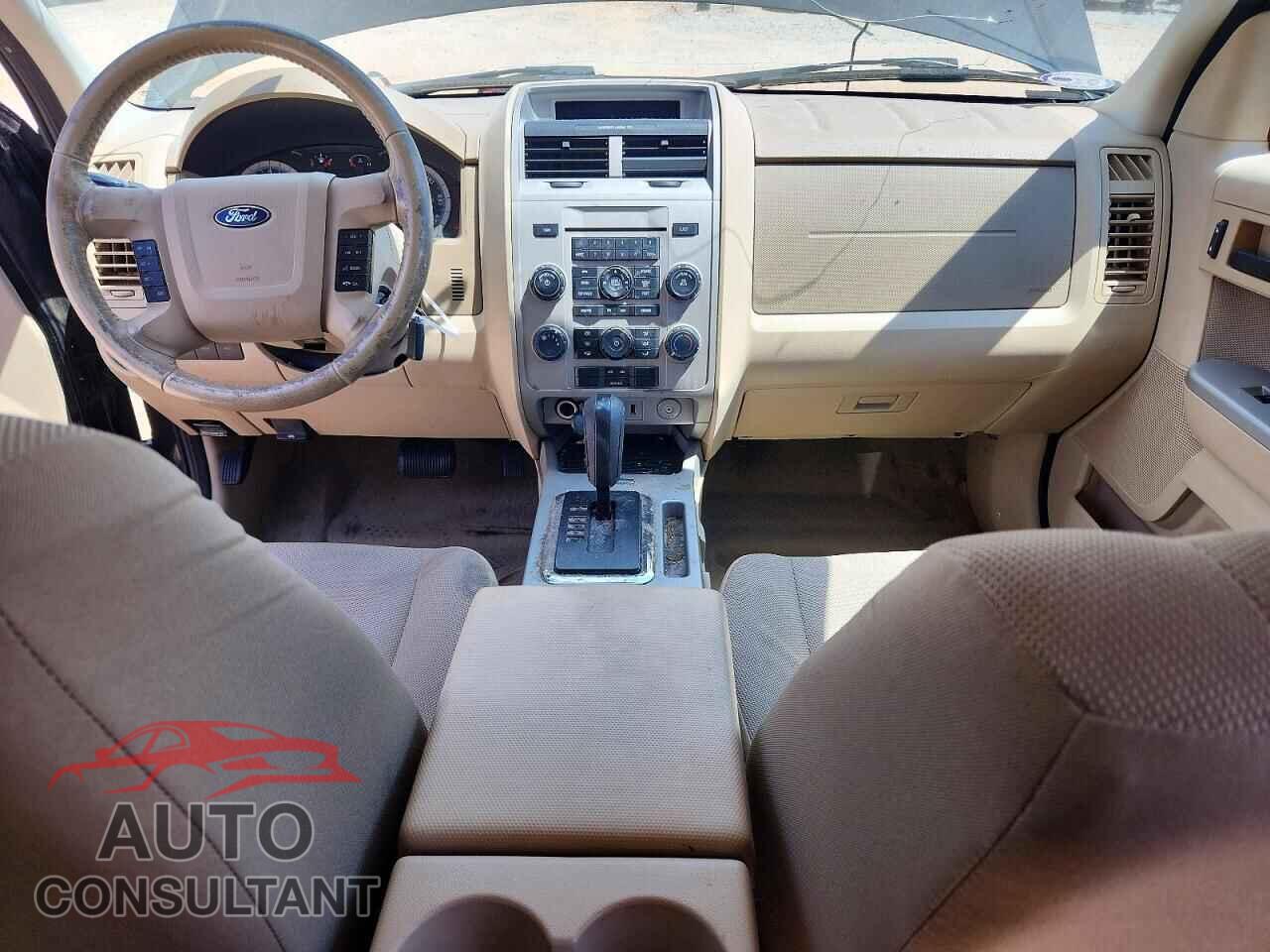 FORD ESCAPE 2010 - 1FMCU0D77AKB11610