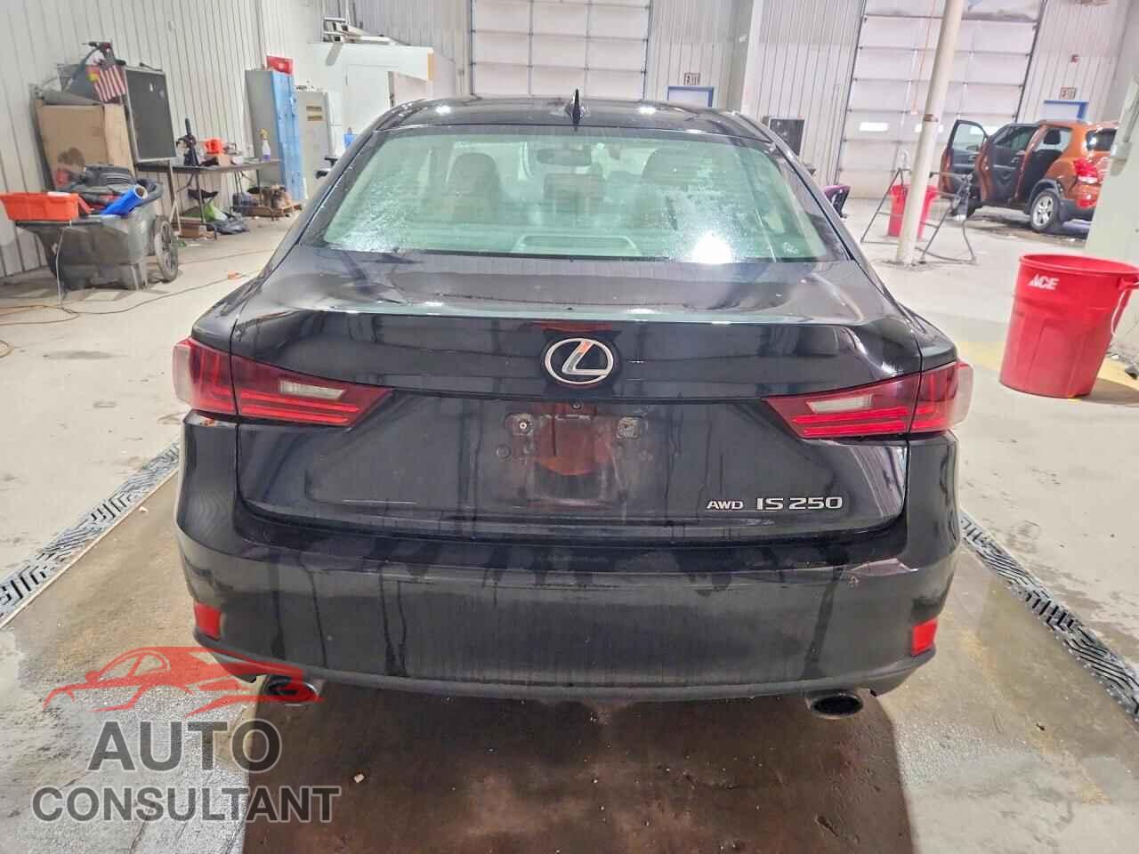 LEXUS IS 2014 - JTHCF1D20E5014115