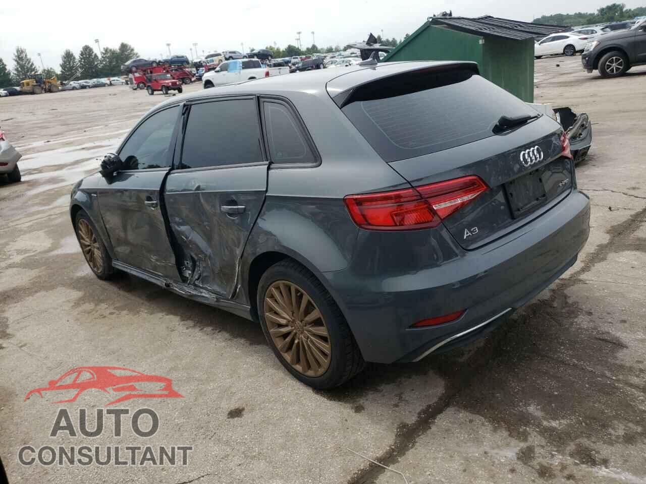 AUDI A3 2017 - WAUUPBFF1HA043026