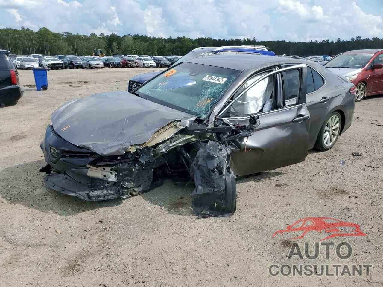 TOYOTA CAMRY 2019 - 4T1B11HK8KU744664