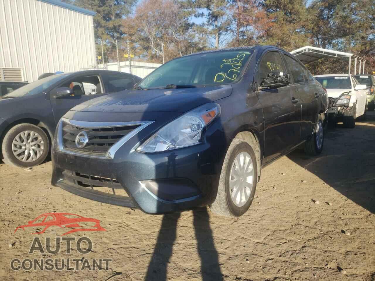 NISSAN VERSA 2017 - 3N1CN7AP3HL863170