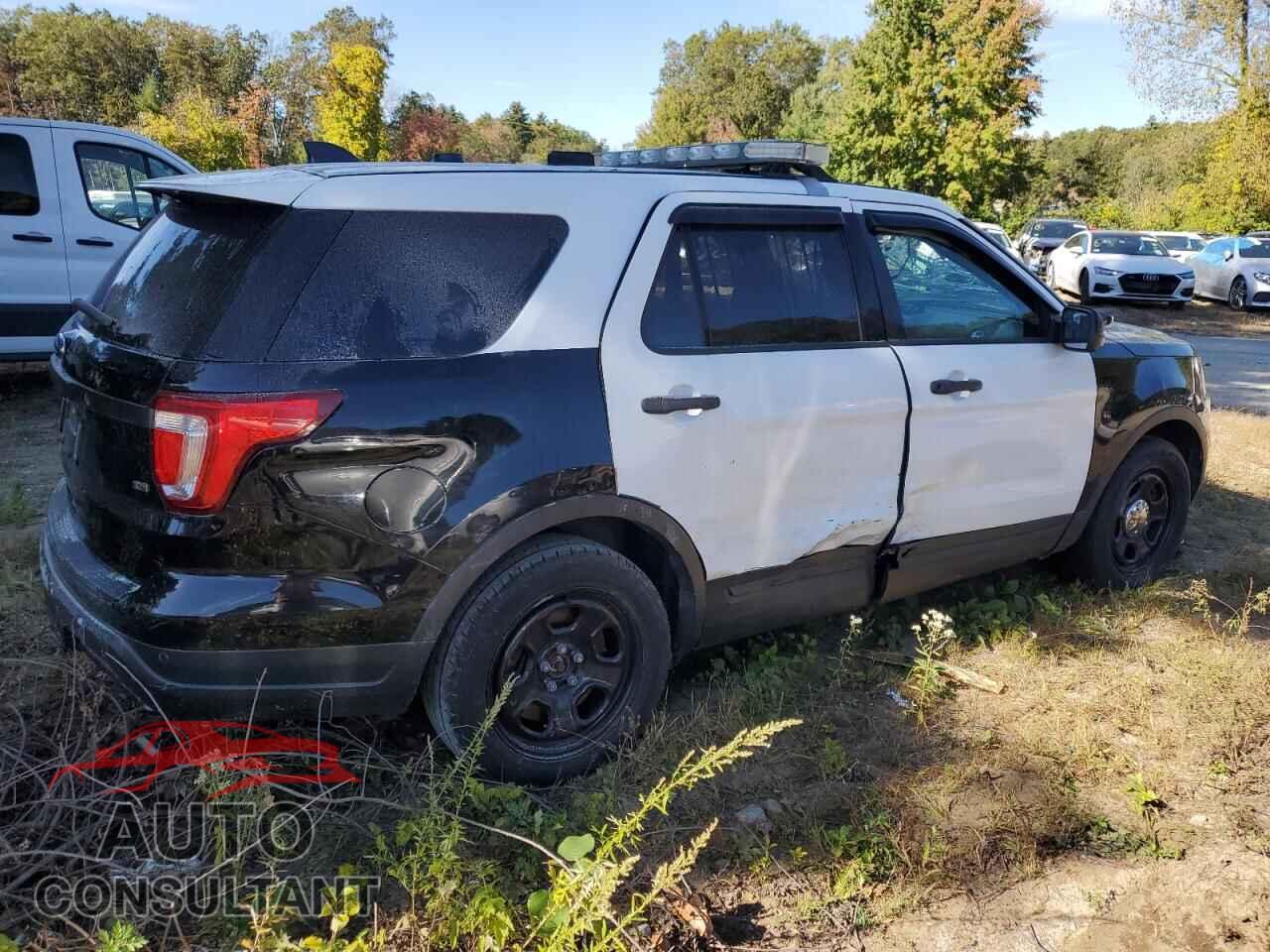 FORD EXPLORER 2018 - 1FM5K8AR9JGB92177