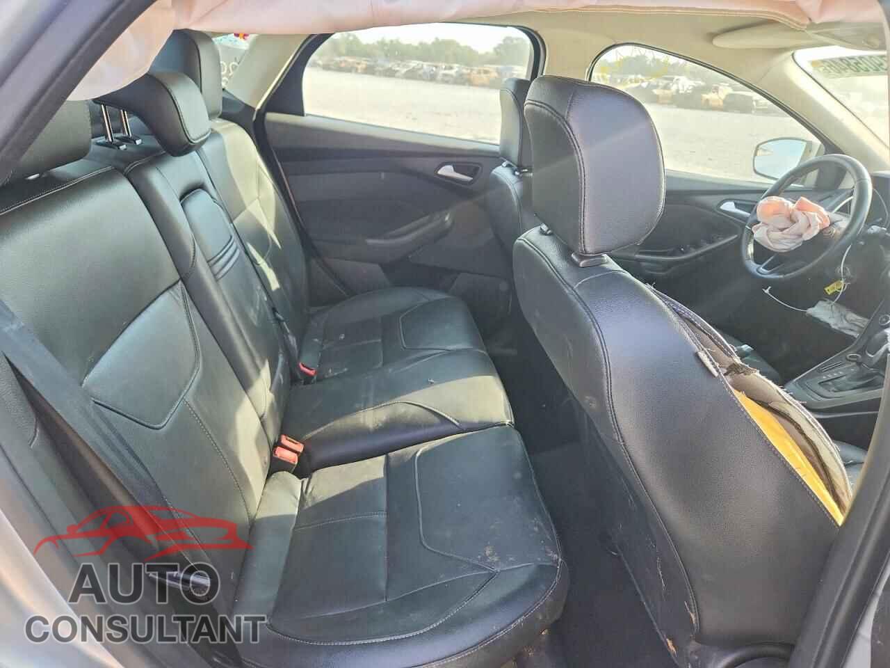FORD FOCUS 2016 - 1FADP3F20GL307657