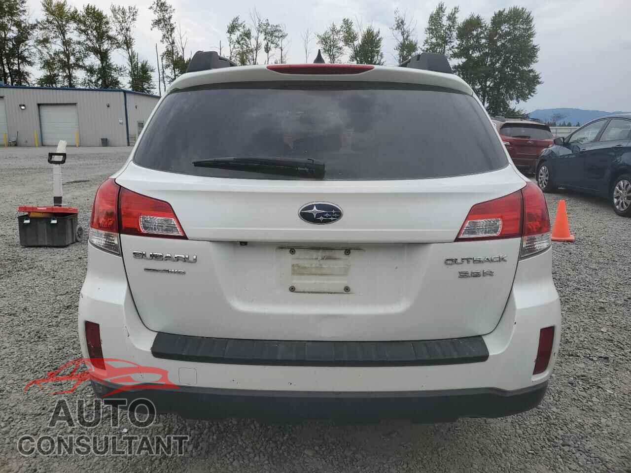 SUBARU OUTBACK 2013 - 4S4BRDSC9D2297658
