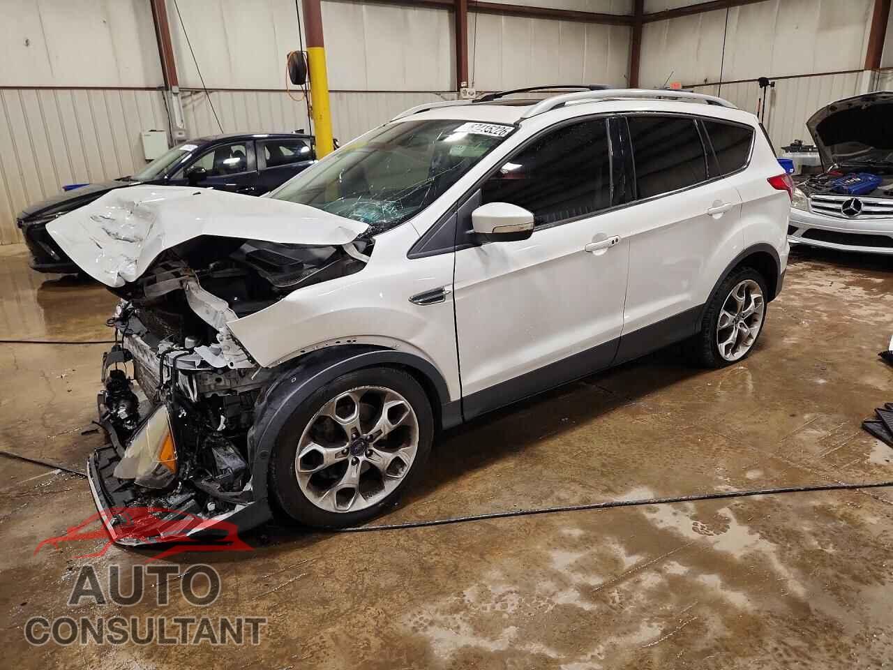 FORD ESCAPE 2015 - 1FMCU9J95FUA98278