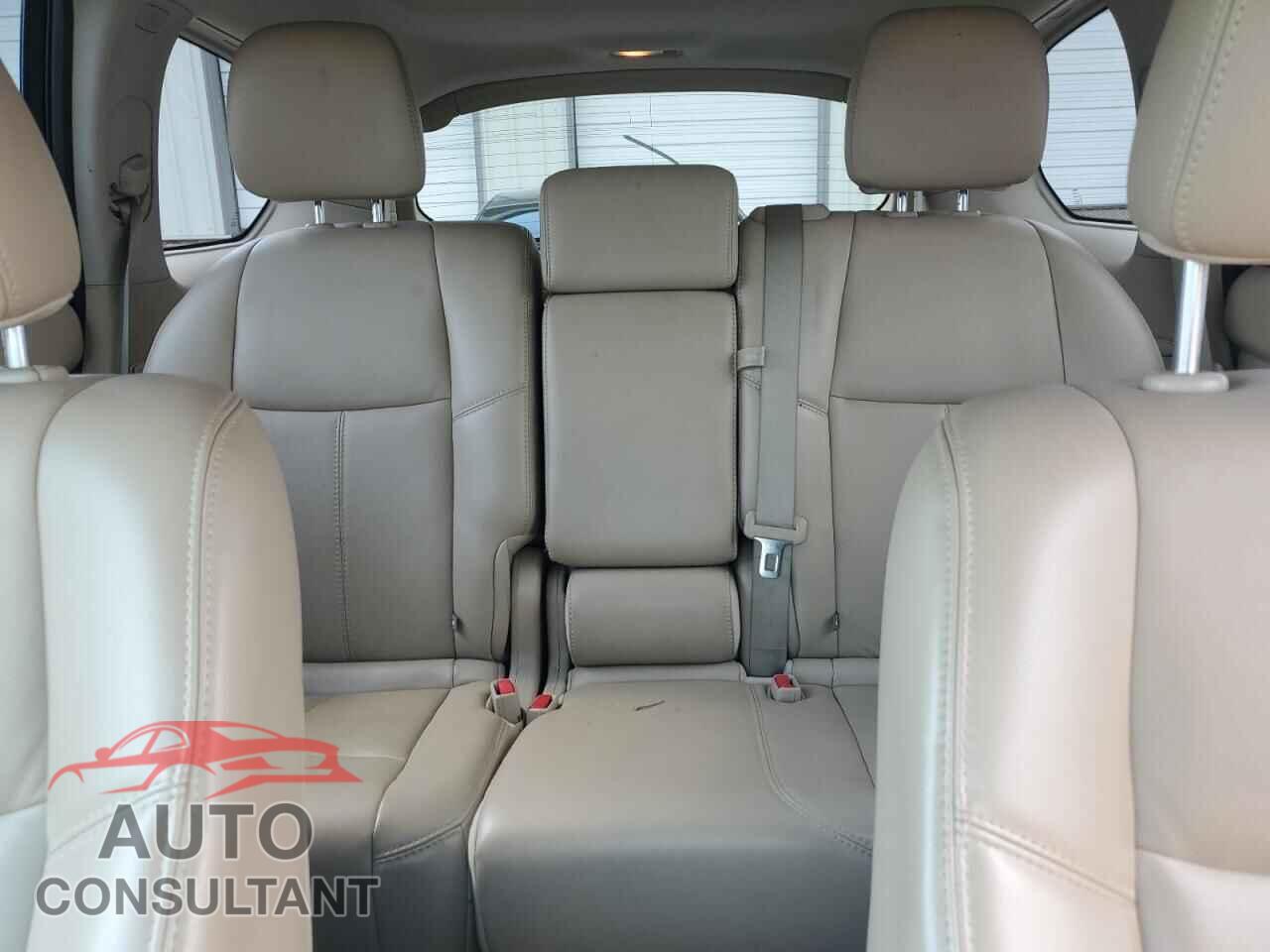 NISSAN PATHFINDER 2015 - 5N1AR2MM3FC614109