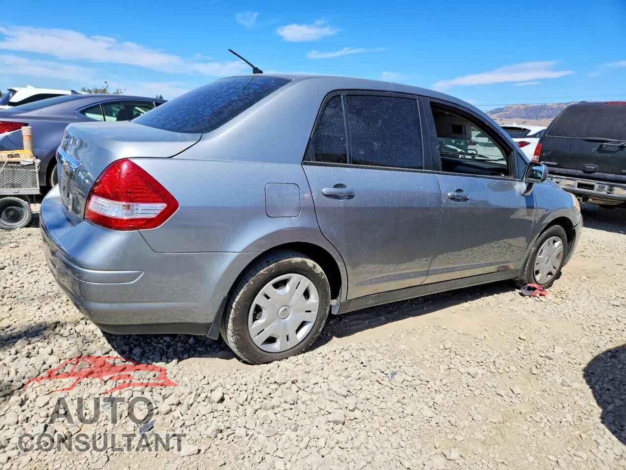 NISSAN VERSA 2011 - 3N1BC1AP1BL497957