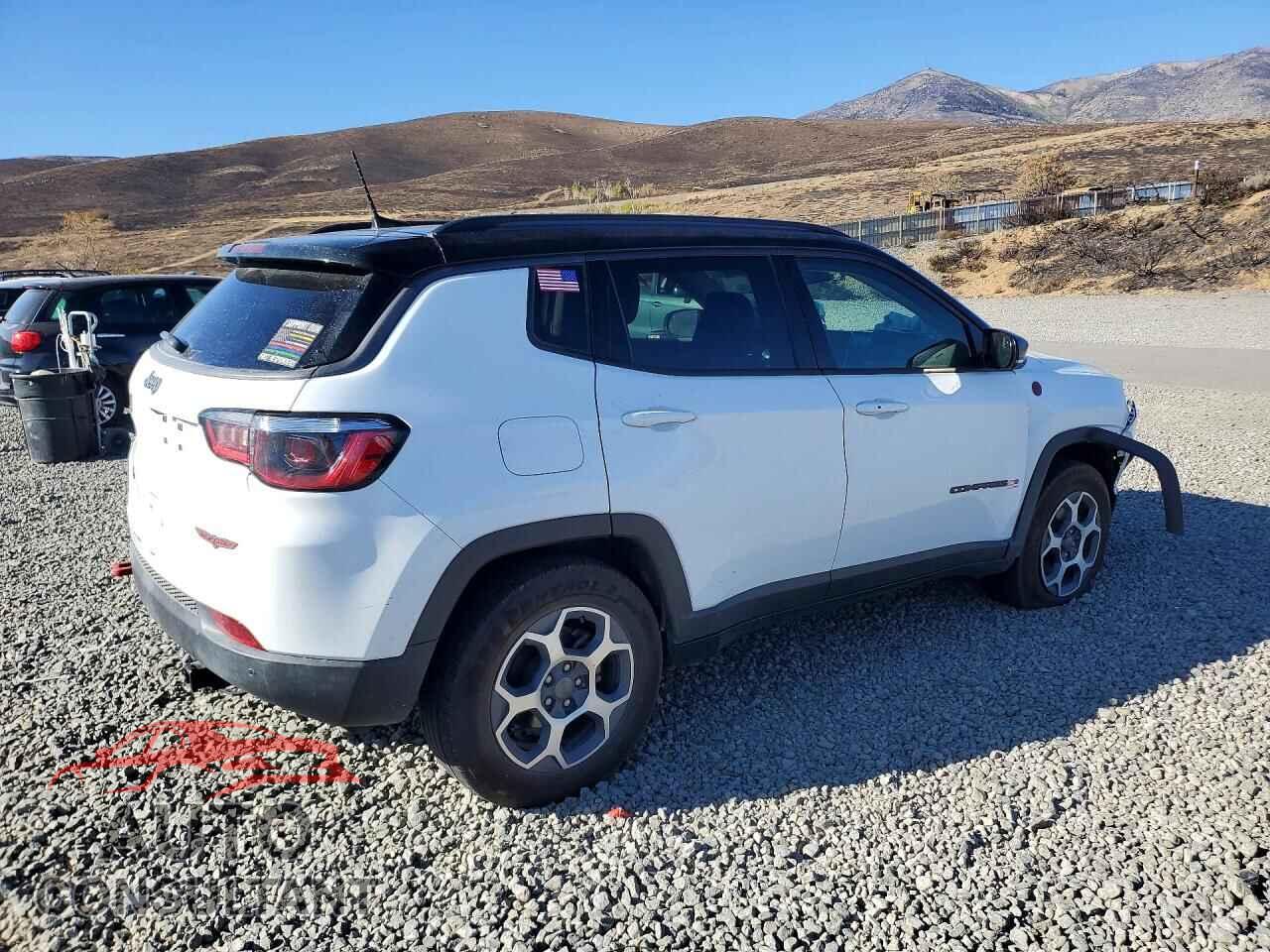 JEEP COMPASS 2022 - 3C4NJDDB3NT130421