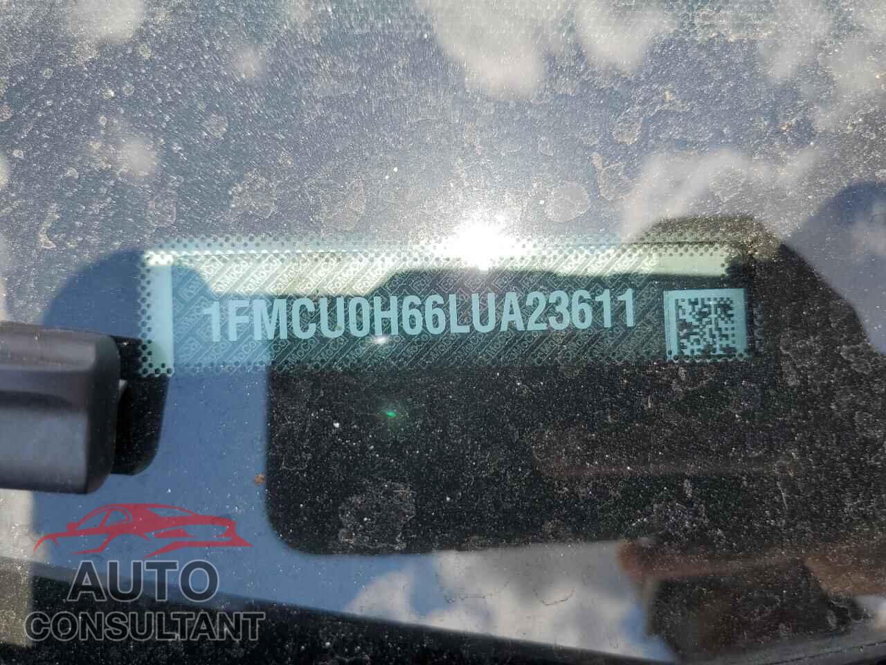 FORD ESCAPE 2020 - 1FMCU0H66LUA23611