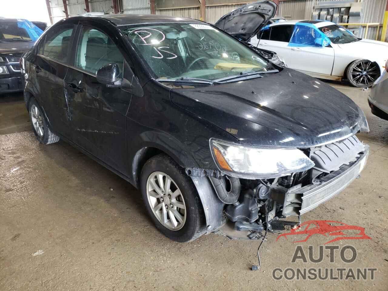 CHEVROLET SONIC 2017 - 1G1JD5SH7H4148765