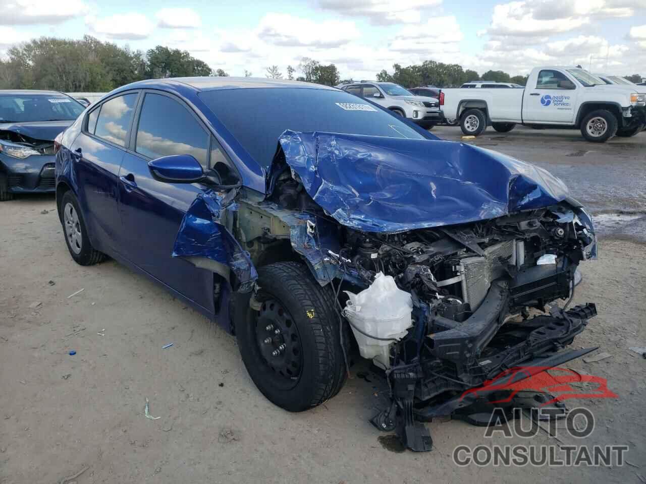 KIA FORTE 2018 - 3KPFL4A79JE209914
