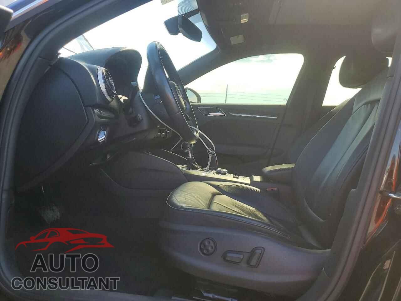 AUDI A3 2017 - WAUTPBFF2HA035870