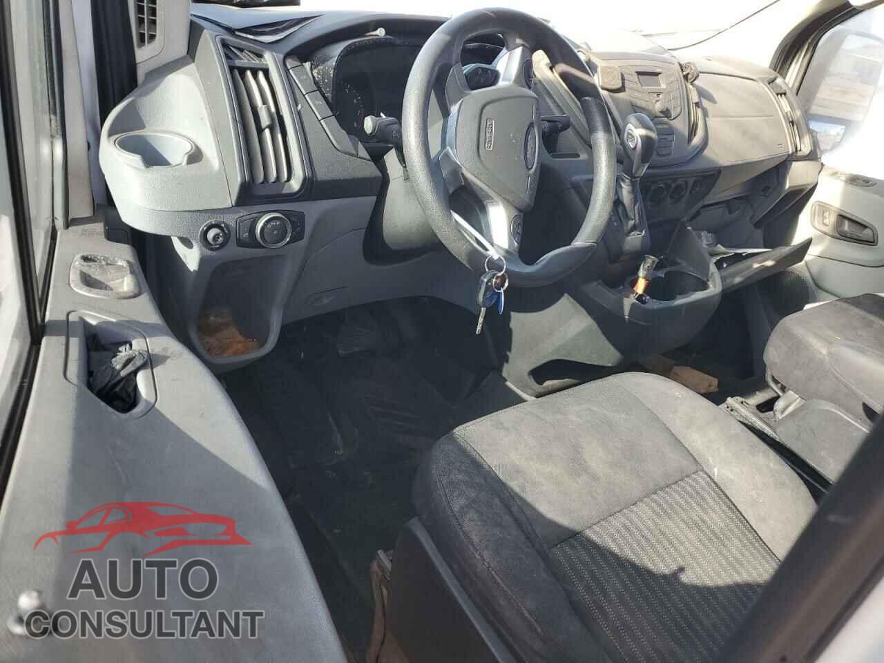 FORD TRANSIT 2019 - 1FTYR2CM7KKA70573