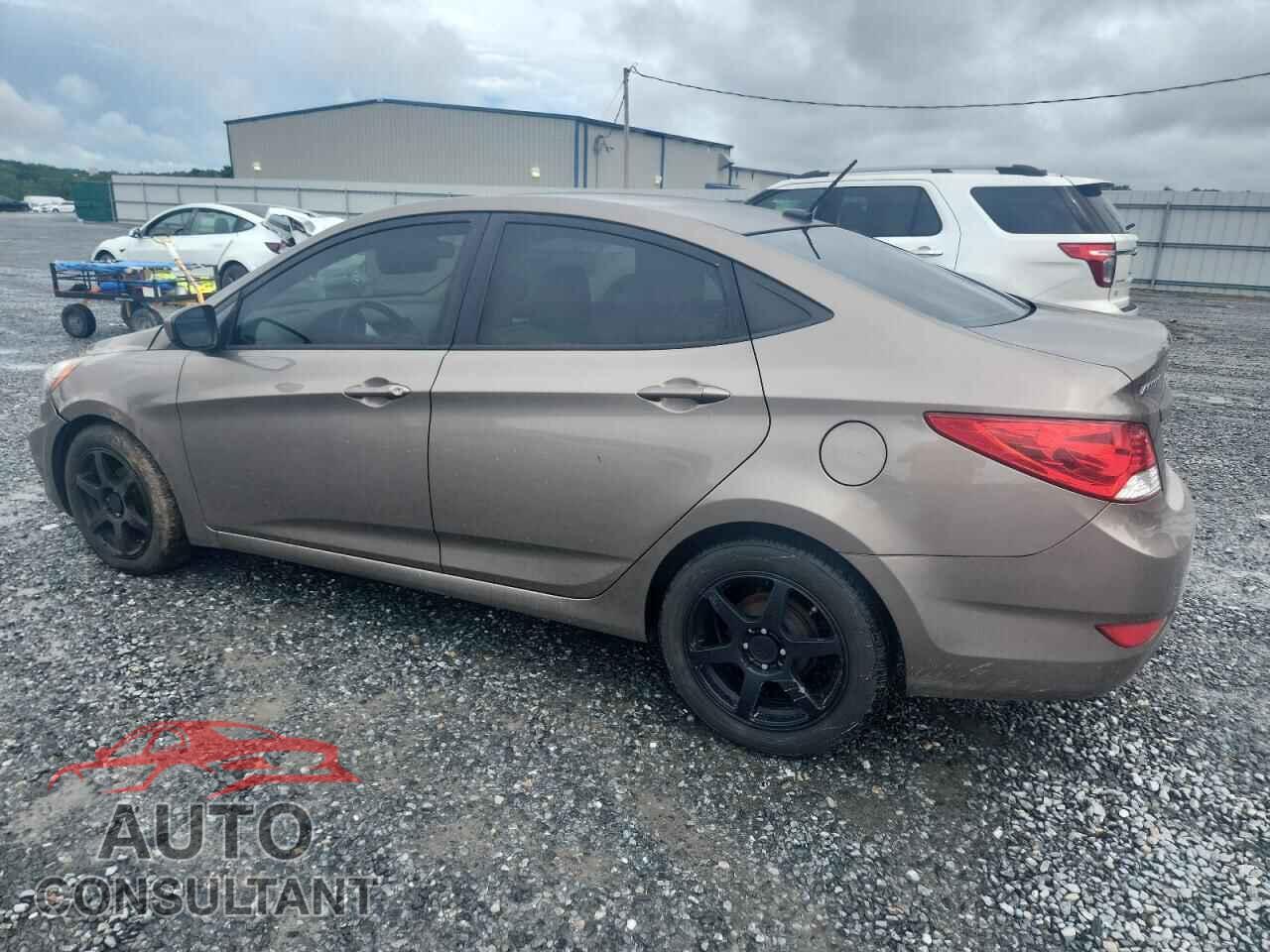 HYUNDAI ACCENT 2013 - KMHCT4AE2DU445744