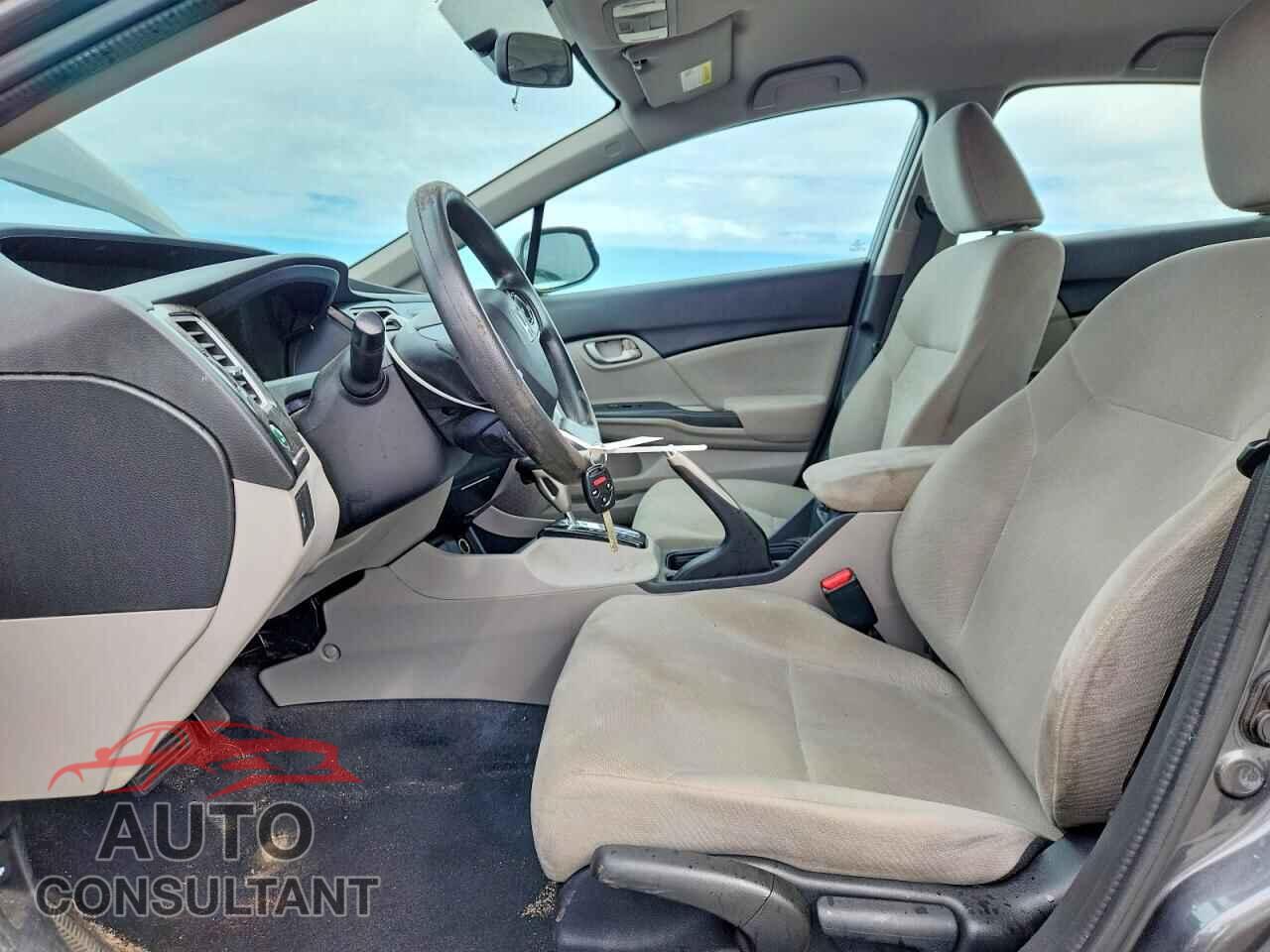 HONDA CIVIC 2013 - 2HGFB2F51DH571633