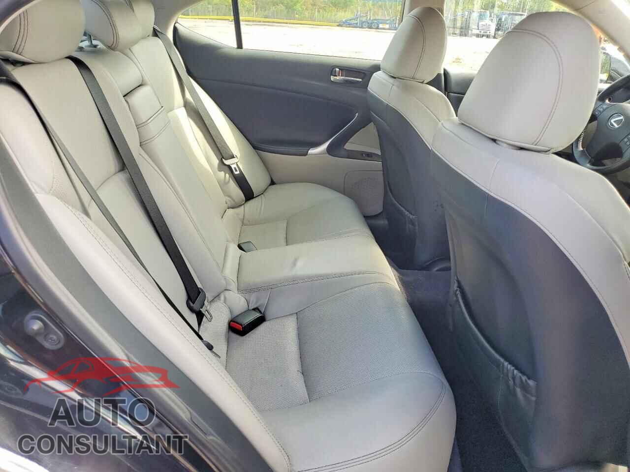 LEXUS IS 2010 - JTHCF5C28A5041193