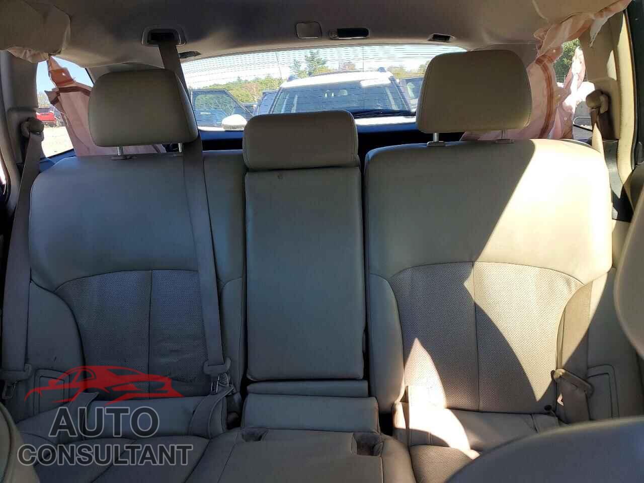 SUBARU OUTBACK 2011 - 4S4BRDKC5B2431093