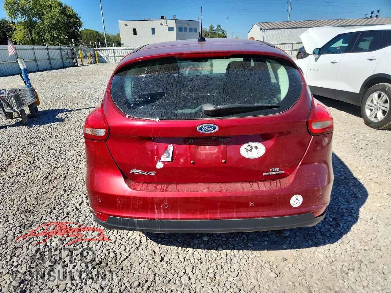 FORD FOCUS 2016 - 1FADP3K22GL211809