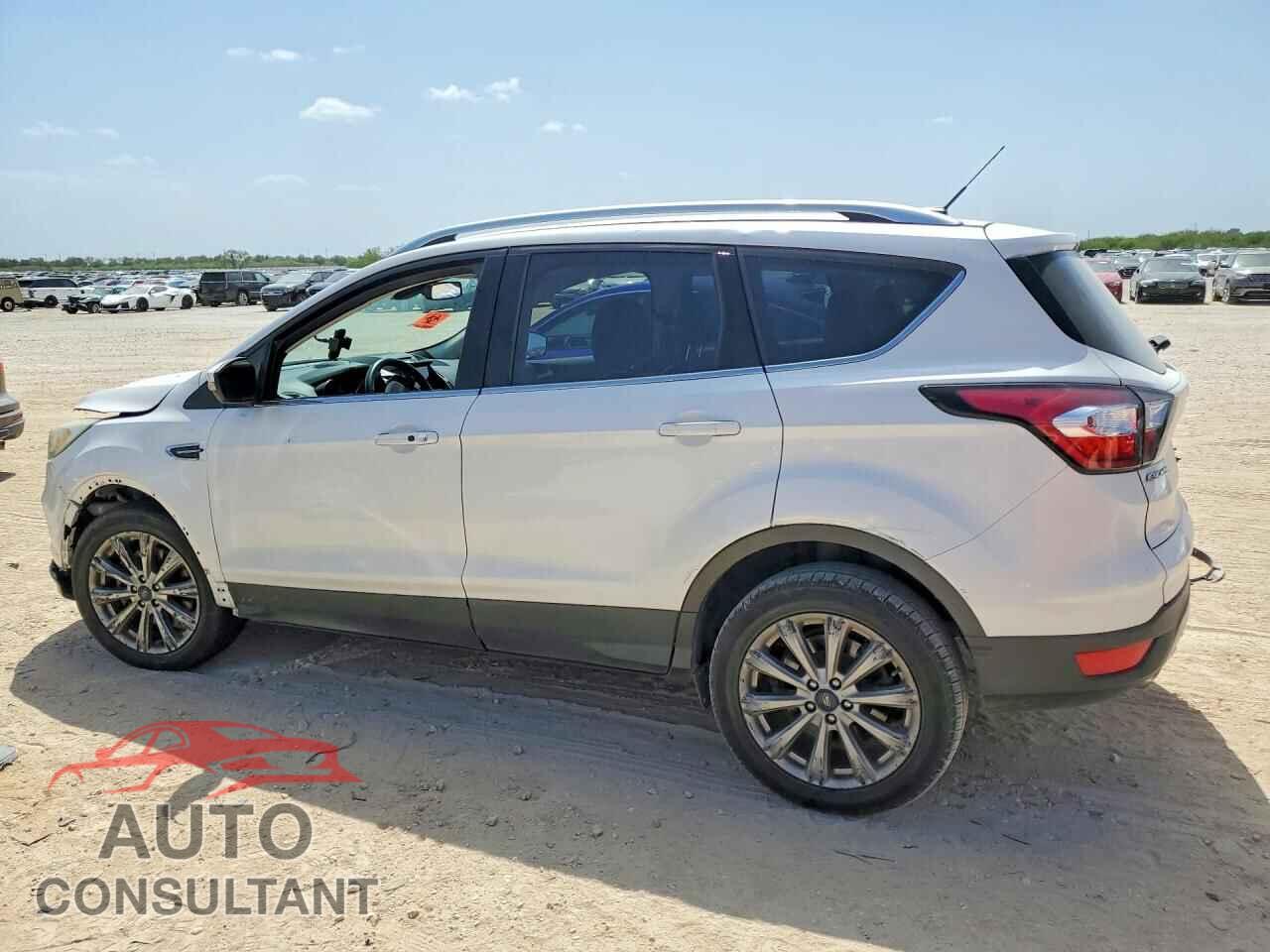 FORD ESCAPE 2017 - 1FMCU9JD0HUD84692