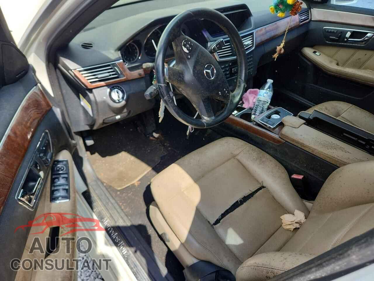 MERCEDES-BENZ E-CLASS 2010 - WDDHF5GB3AA092096