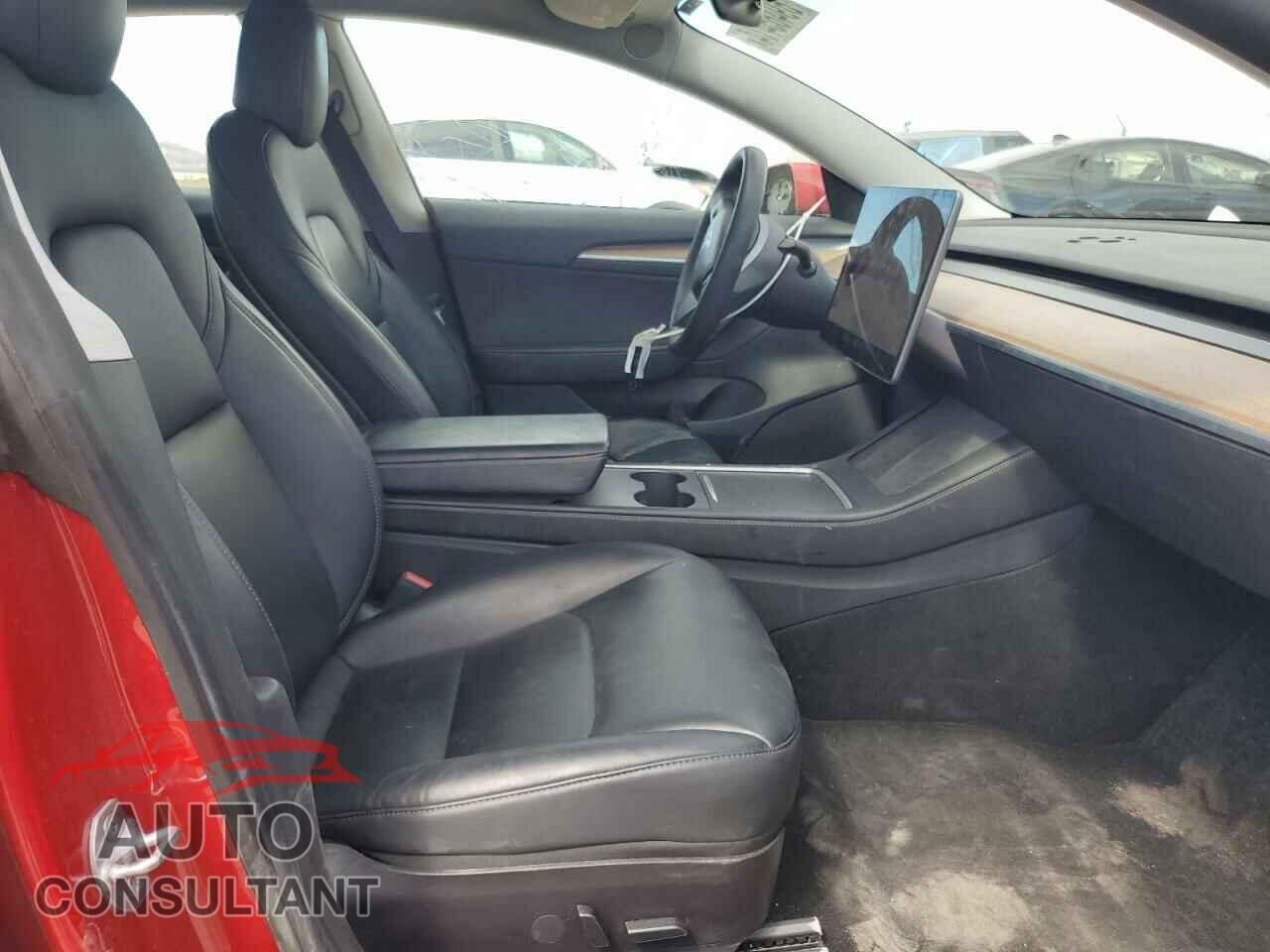 TESLA MODEL 3 2021 - 5YJ3E1EB8MF002259