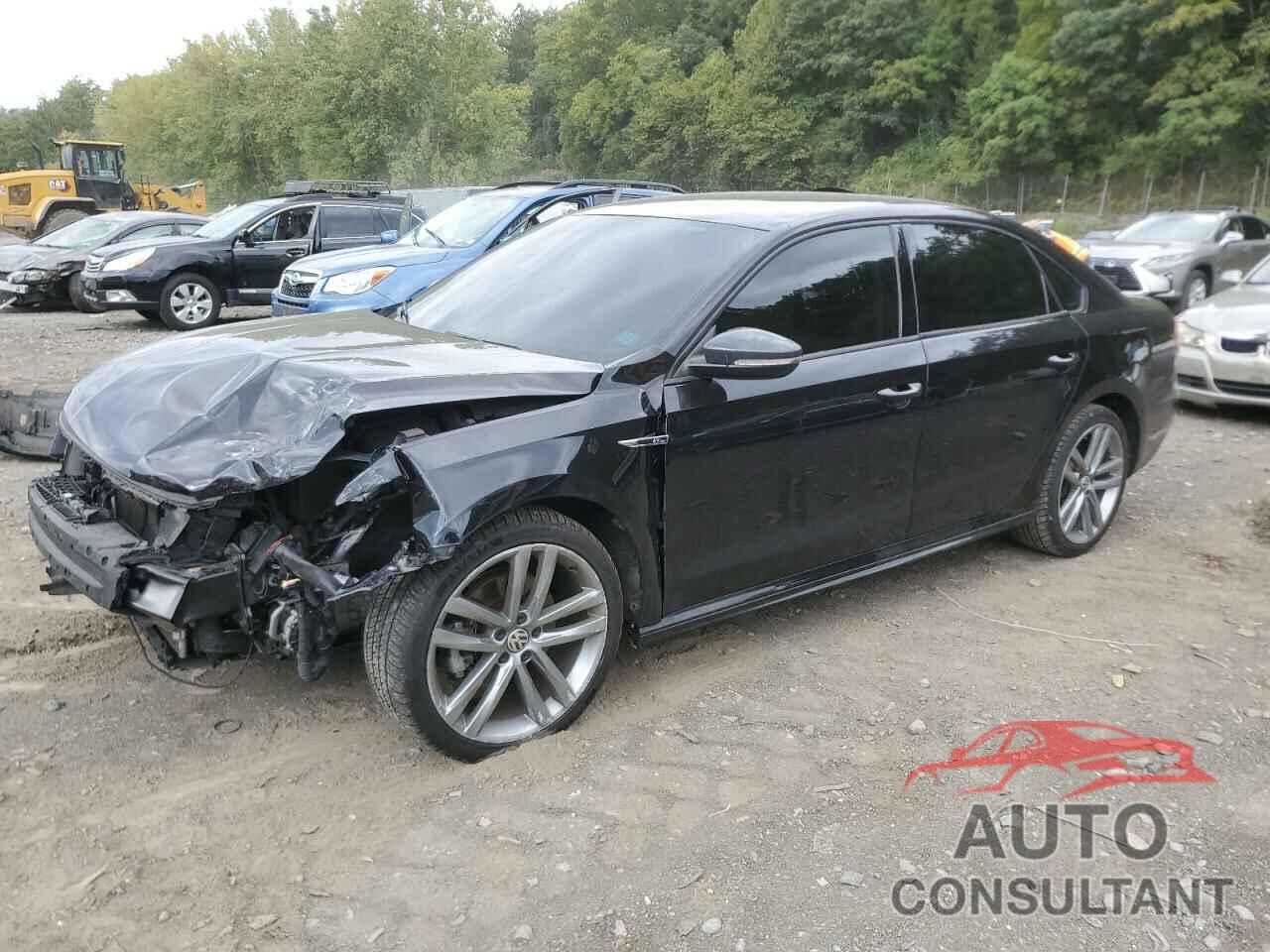 VOLKSWAGEN PASSAT 2018 - 1VWAA7A37JC010055