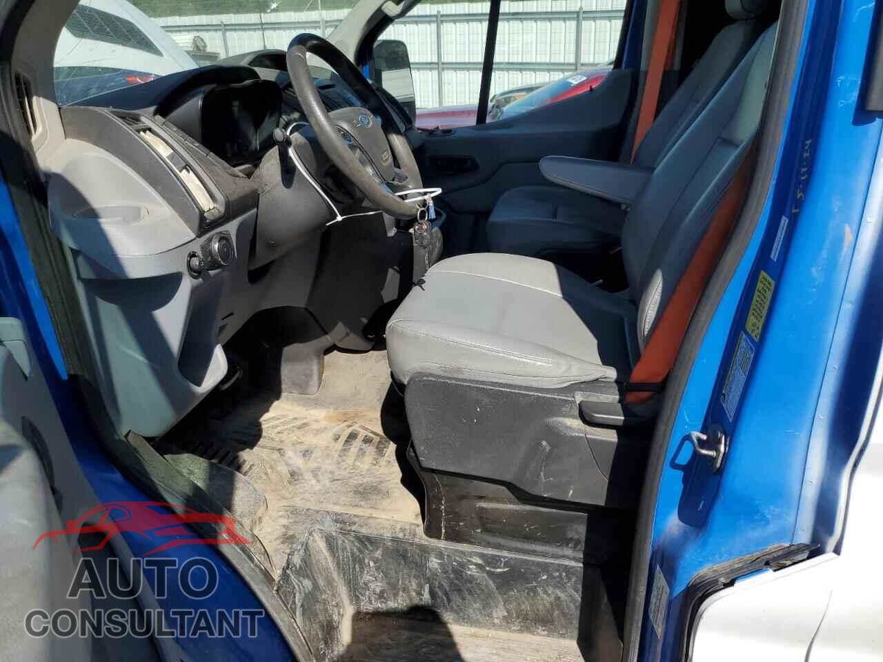 FORD TRANSIT 2017 - 1FTYR2CM2HKA77181