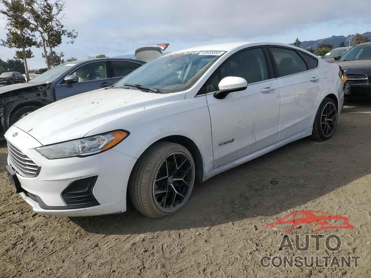 FORD FUSION 2019 - 3FA6P0LU3KR137821