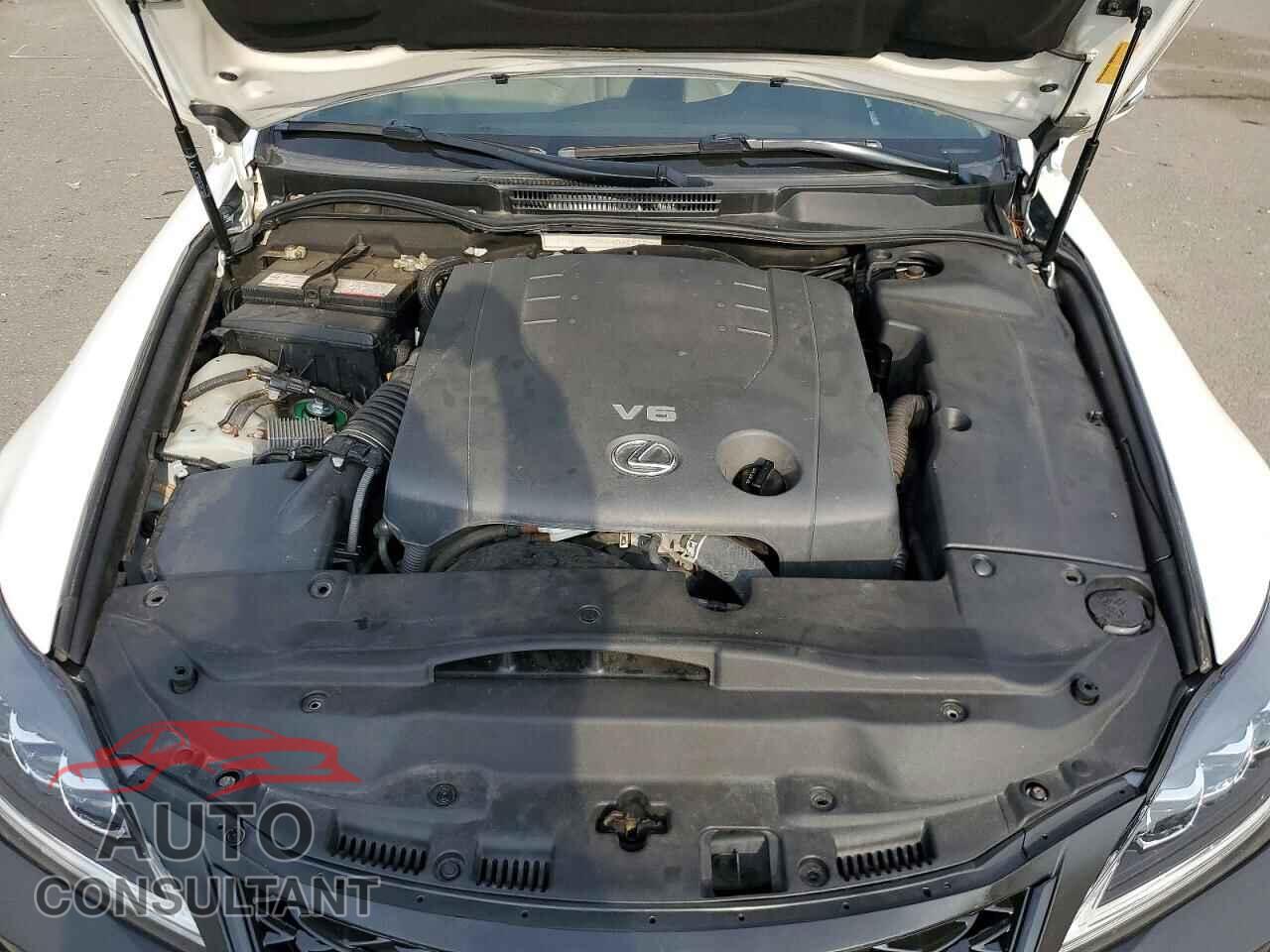 LEXUS IS 2013 - JTHCF5C28D5061979