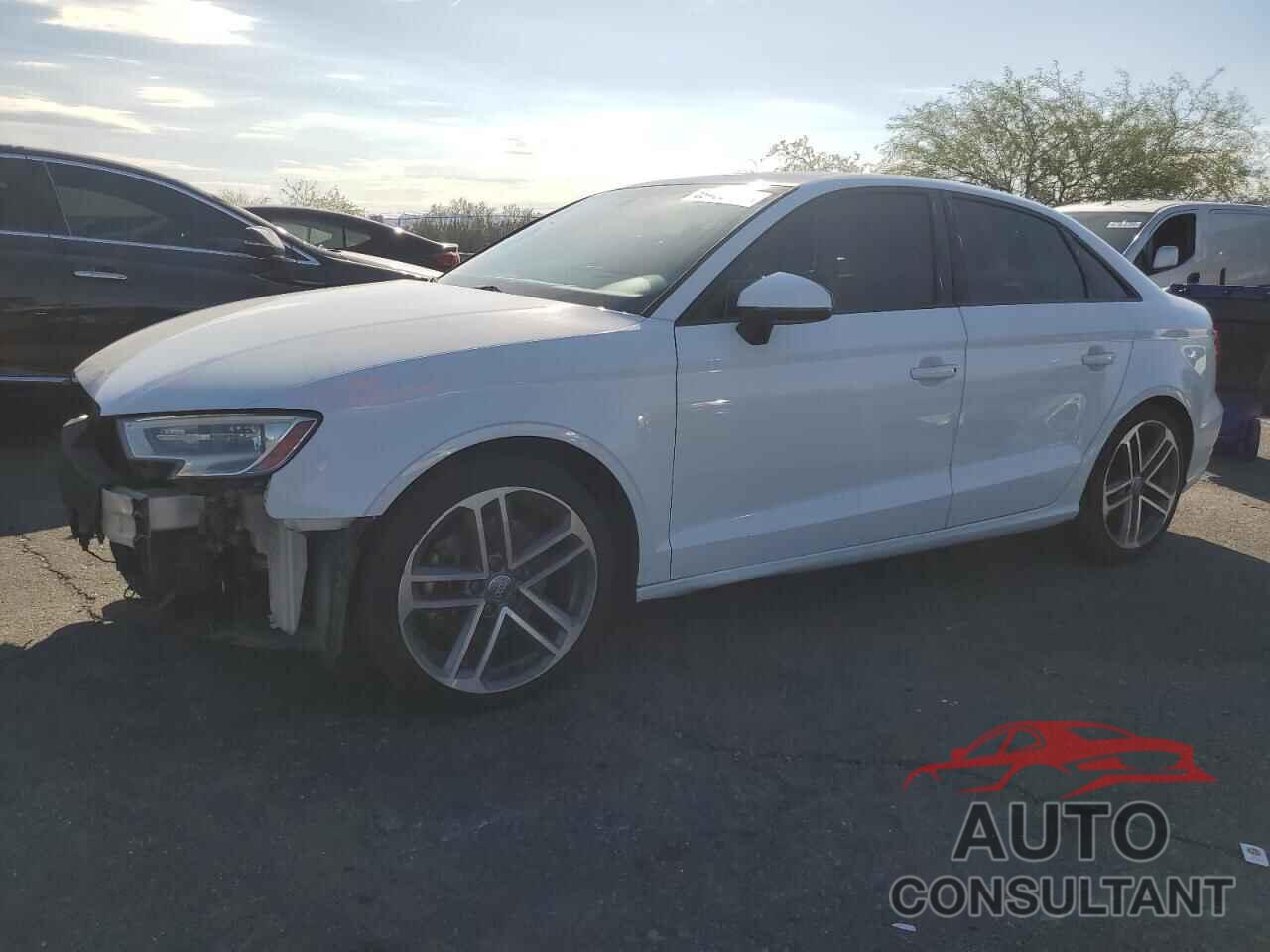 AUDI A3 2018 - WAUAUGFFXJ1042374