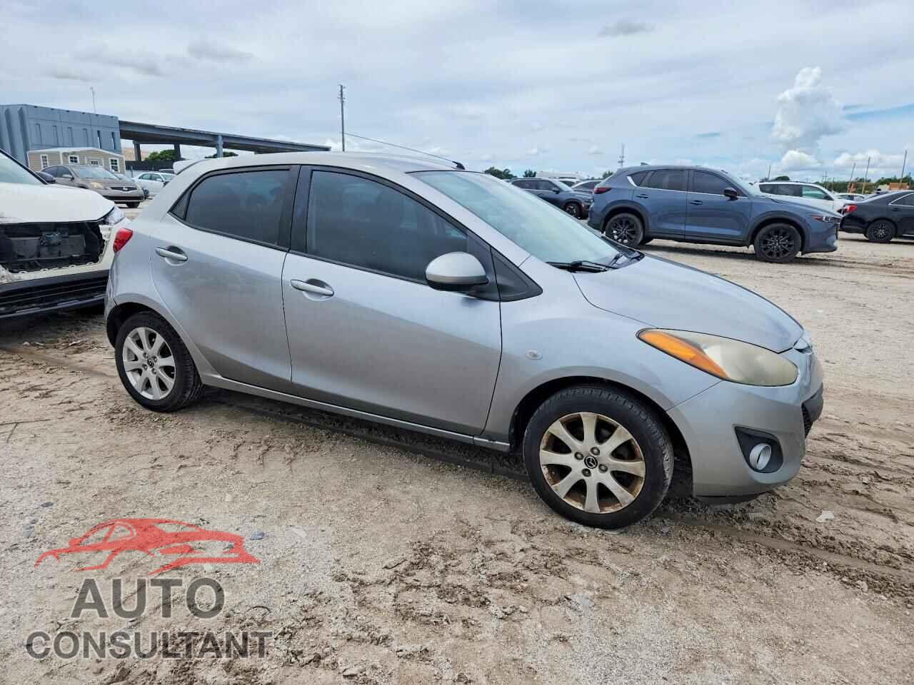 MAZDA 2 2013 - JM1DE1LY4D0160804