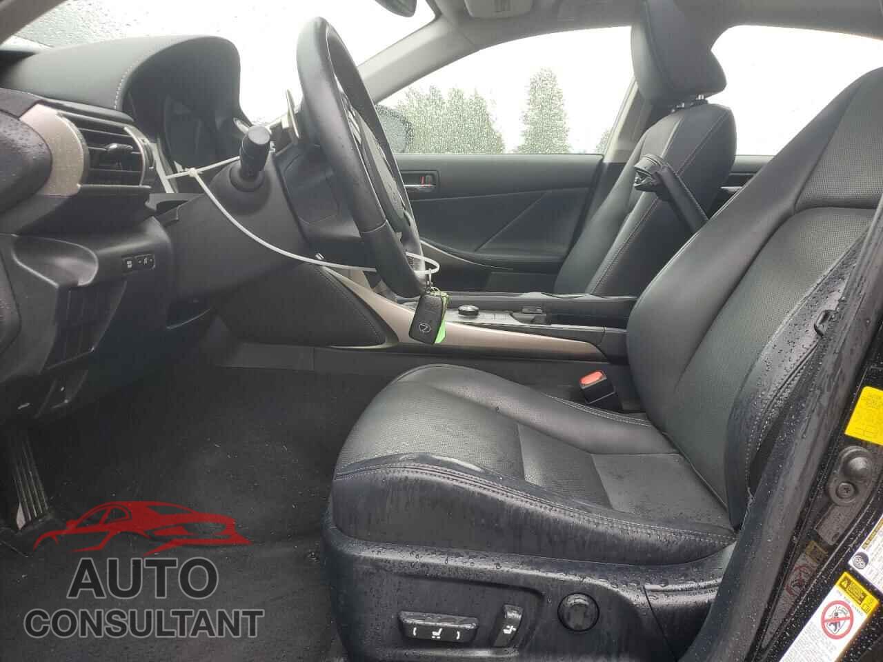 LEXUS IS 2015 - JTHCF1D2XF5018058