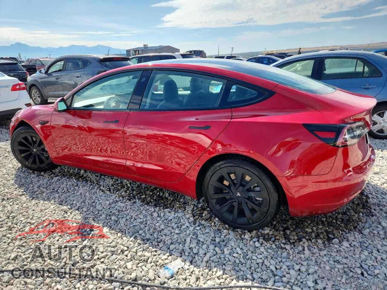 TESLA MODEL 3 2022 - 5YJ3E1EA7NF185355