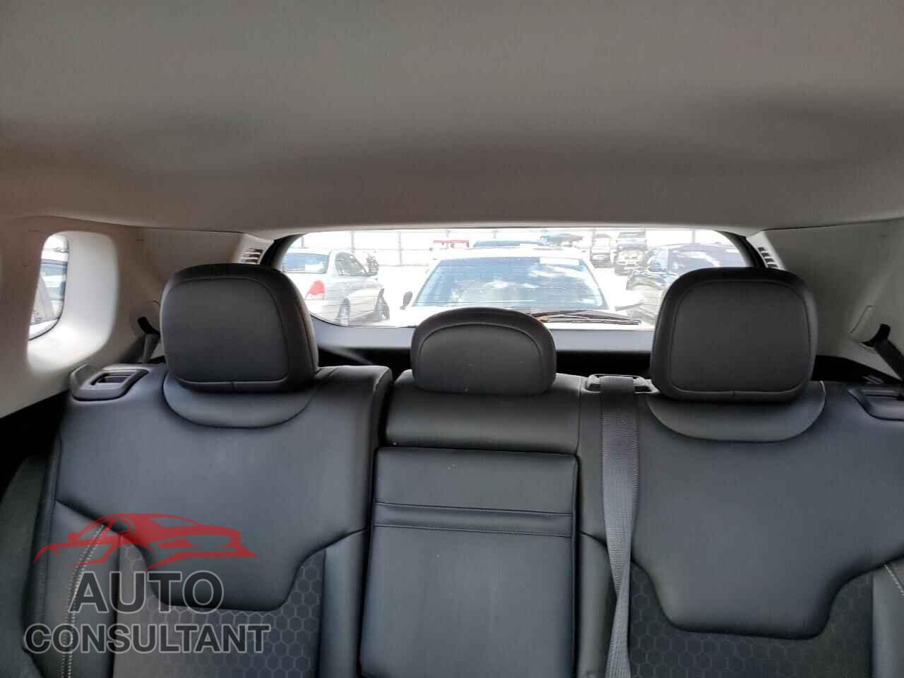 JEEP COMPASS 2018 - 3C4NJDBB3JT281479