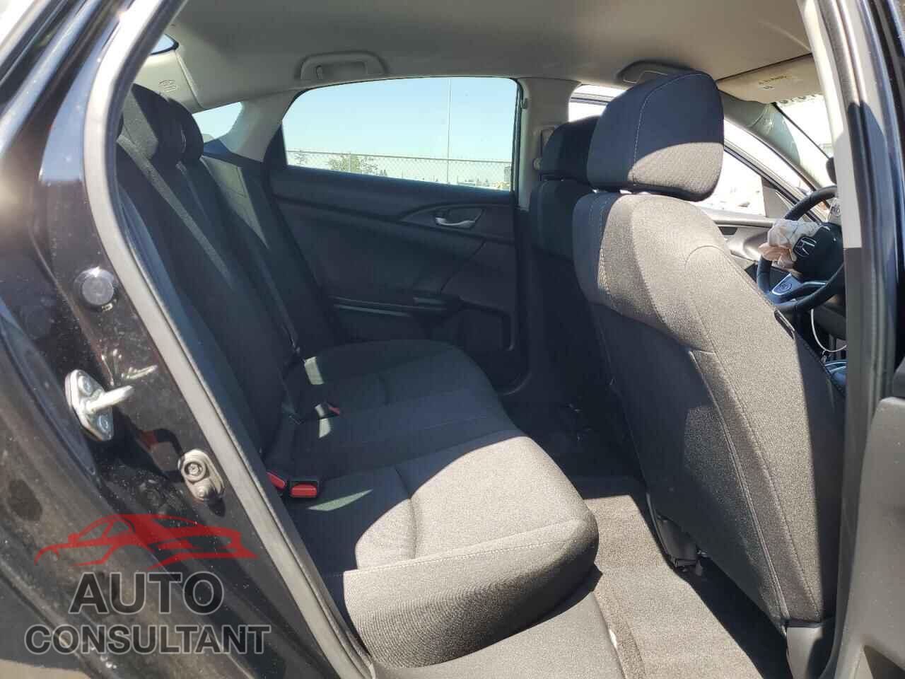 HONDA CIVIC 2017 - 2HGFC2F55HH563215
