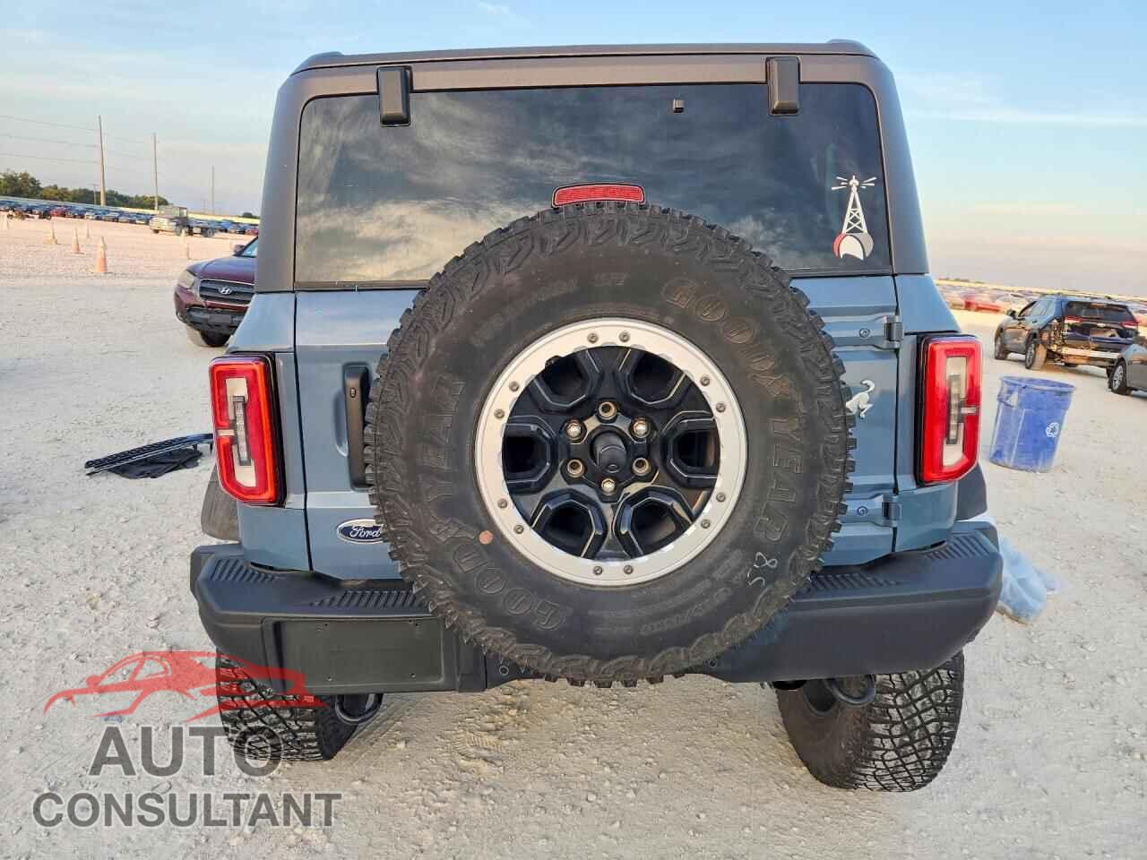 FORD BRONCO 2023 - 1FMEE5DP2PLB32998