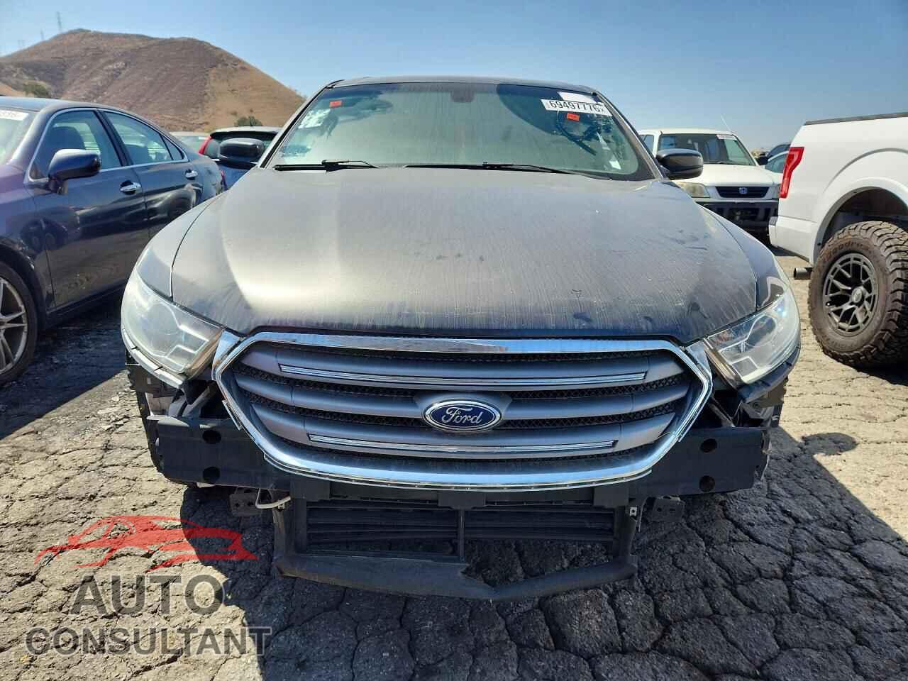 FORD TAURUS 2017 - 1FAHP2E83HG146376