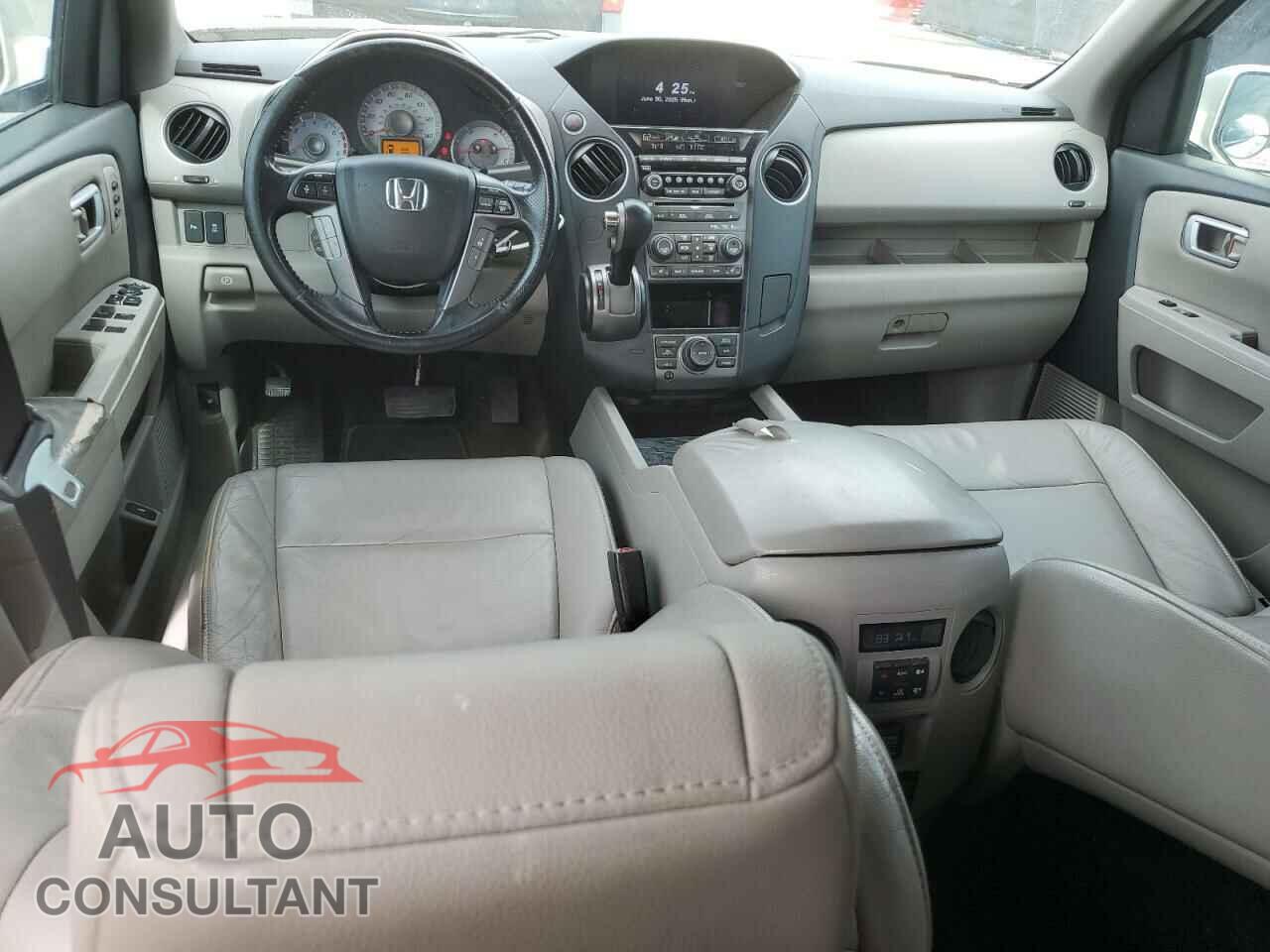 HONDA PILOT 2013 - 5FNYF3H91DB044408