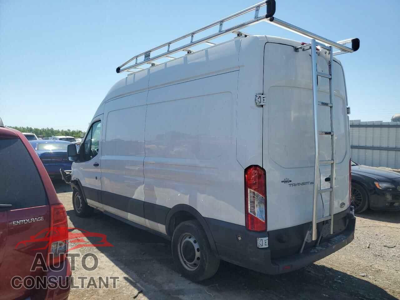 FORD TRANSIT 2017 - 1FTYR2XM7HKA74996