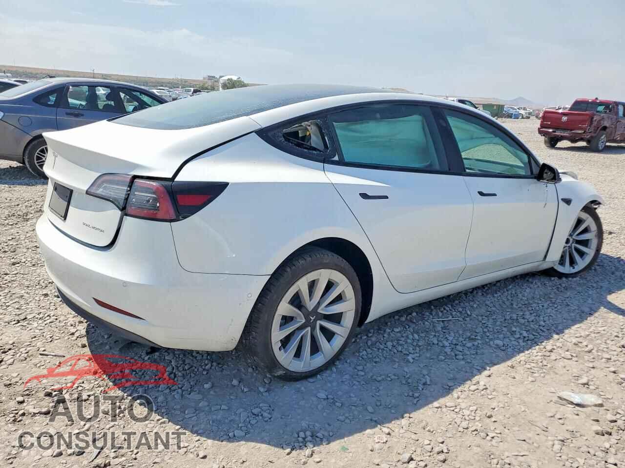 TESLA MODEL 3 2021 - 5YJ3E1EB3MF936815