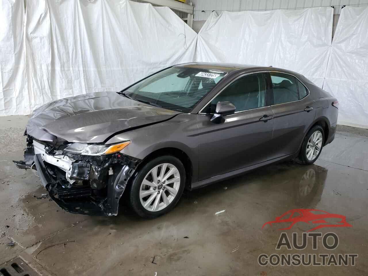 TOYOTA CAMRY 2022 - 4T1C11AK3NU670699