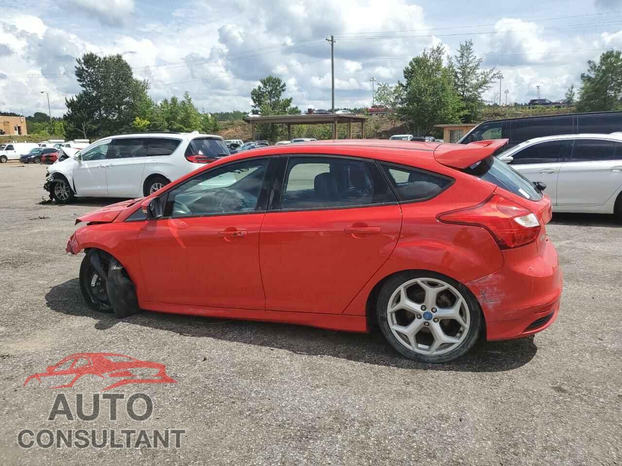 FORD FOCUS 2013 - 1FADP3L90DL174704