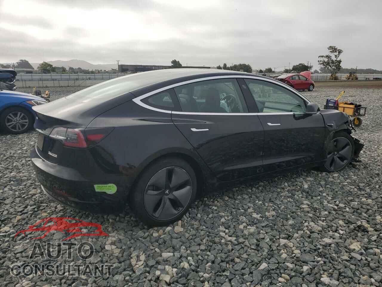 TESLA MODEL 3 2019 - 5YJ3E1EB4KF385582