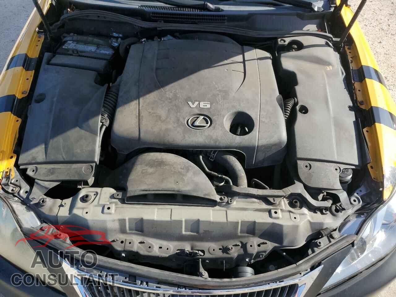 LEXUS IS 2012 - JTHBF5C20C5158958
